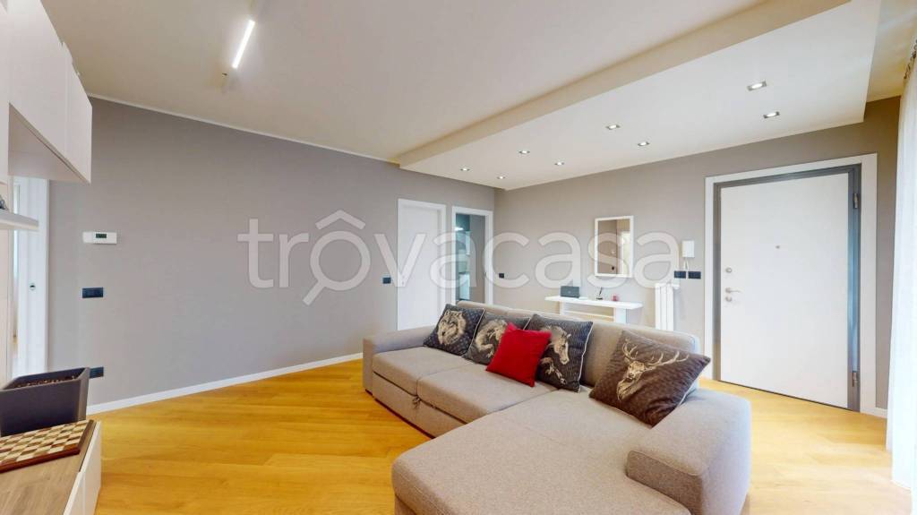 appartamento in vendita a Besana in Brianza