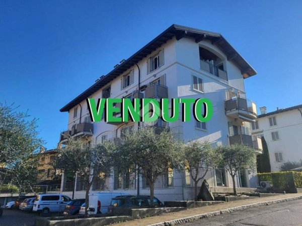 appartamento in vendita a Besana in Brianza