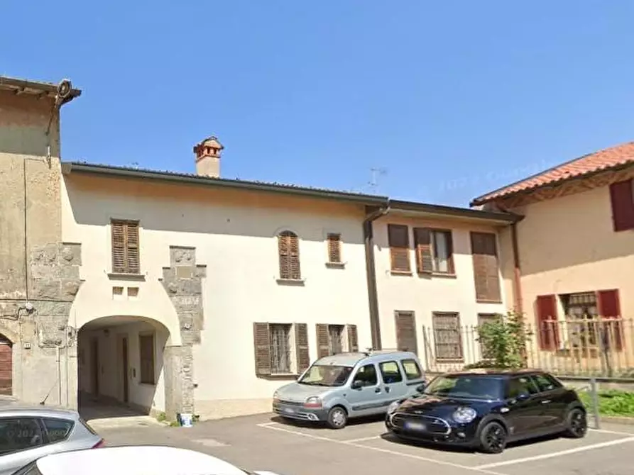 appartamento in vendita a Besana in Brianza