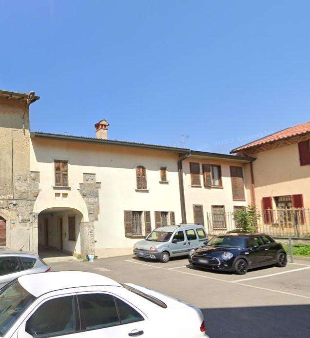appartamento in vendita a Besana in Brianza