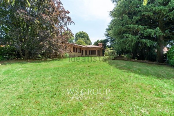 casa indipendente in vendita a Besana in Brianza