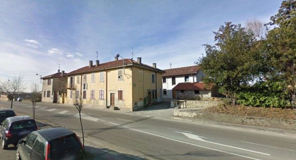 appartamento in vendita a Besana in Brianza in zona Calò