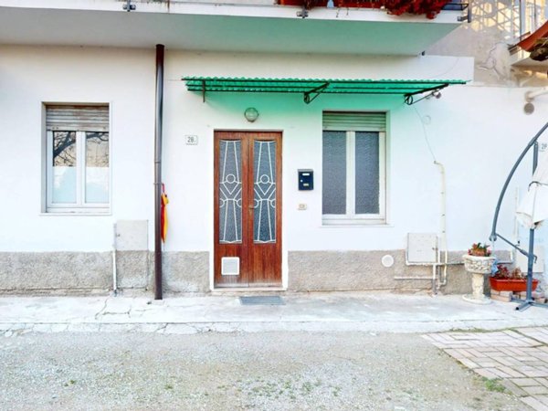 appartamento in vendita a Besana in Brianza in zona Calò