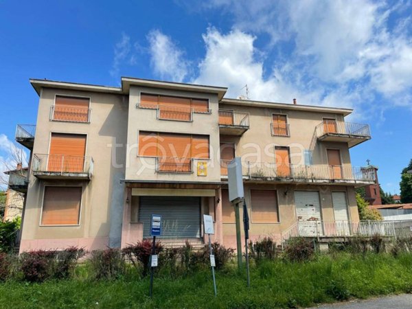 intera palazzina in vendita a Besana in Brianza