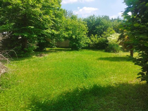 terreno agricolo in vendita a Besana in Brianza in zona Calò