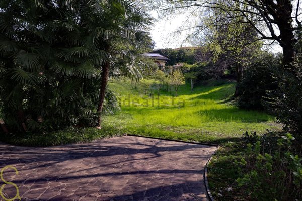 casa indipendente in vendita a Besana in Brianza