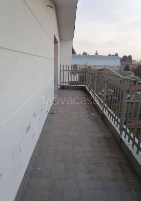 appartamento in vendita a Besana in Brianza