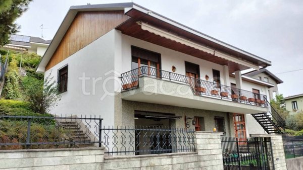 casa indipendente in vendita a Besana in Brianza