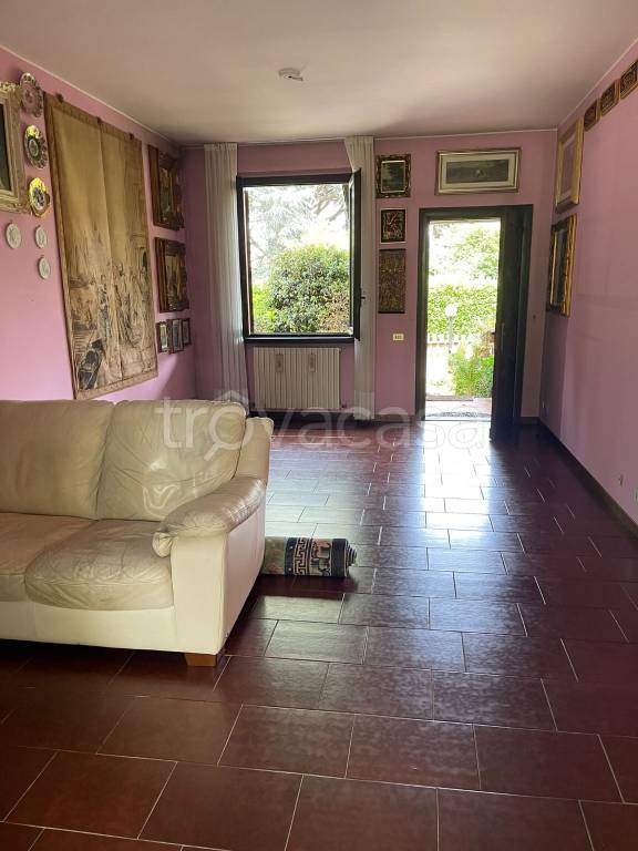 casa indipendente in vendita a Besana in Brianza