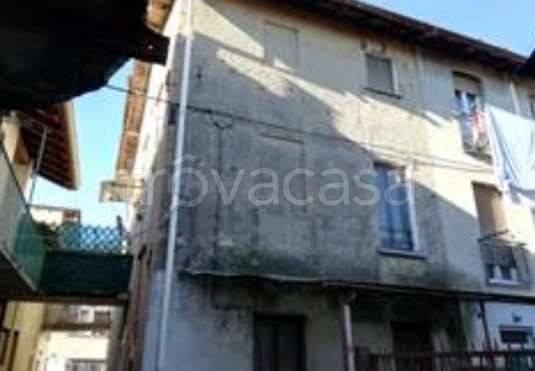 appartamento in vendita a Besana in Brianza