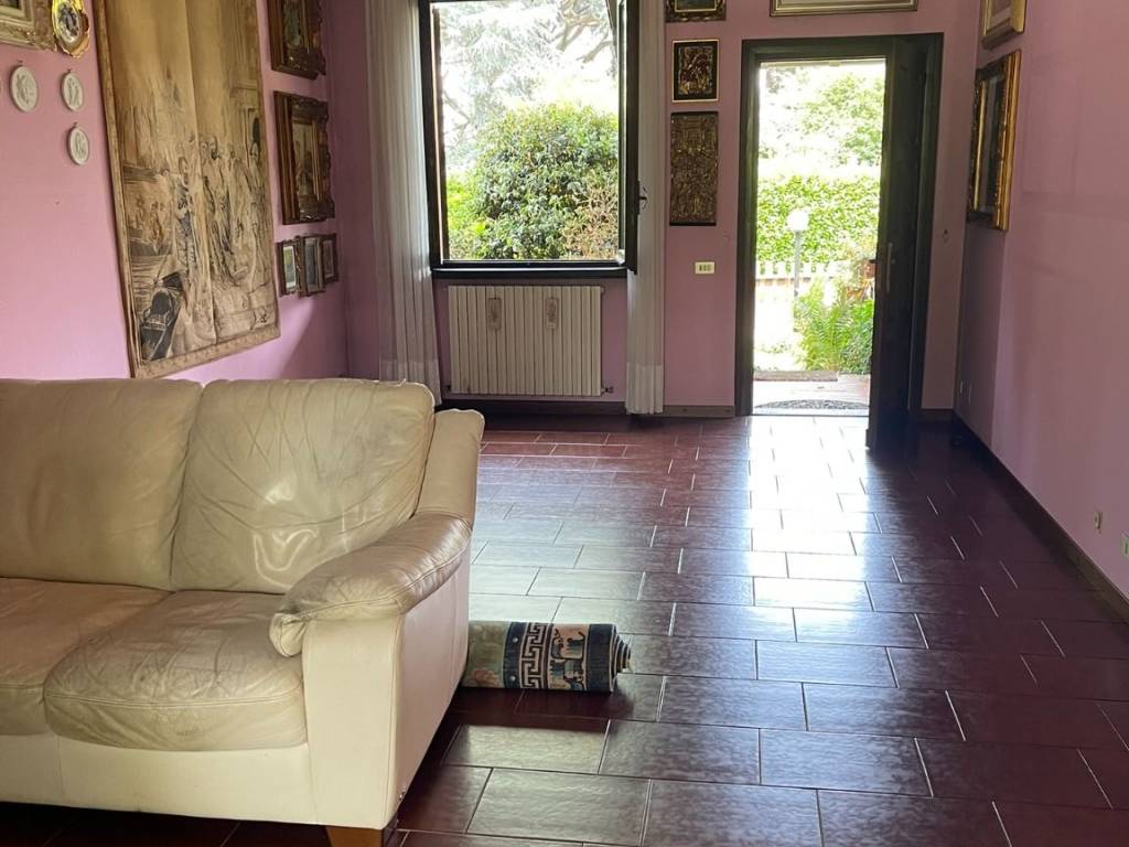 casa indipendente in vendita a Besana in Brianza