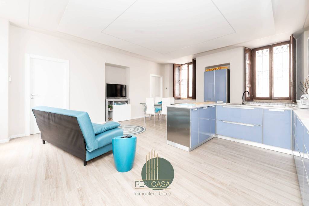 appartamento in vendita a Besana in Brianza