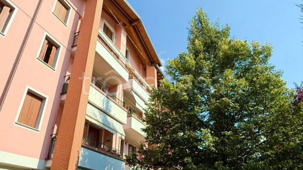 appartamento in vendita a Besana in Brianza