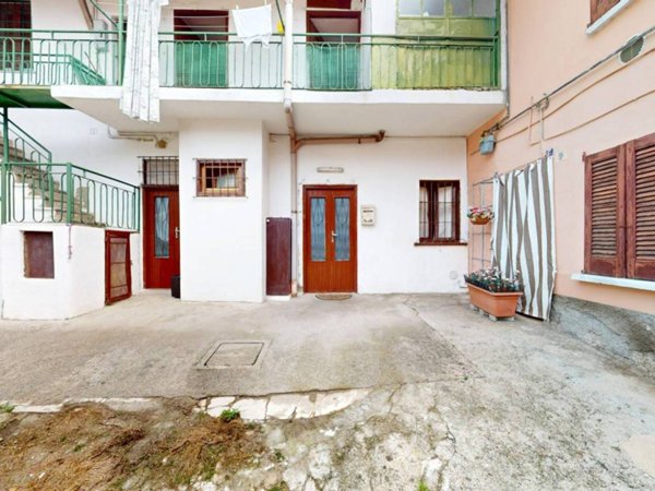 appartamento in vendita a Besana in Brianza