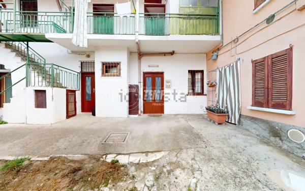 appartamento in vendita a Besana in Brianza