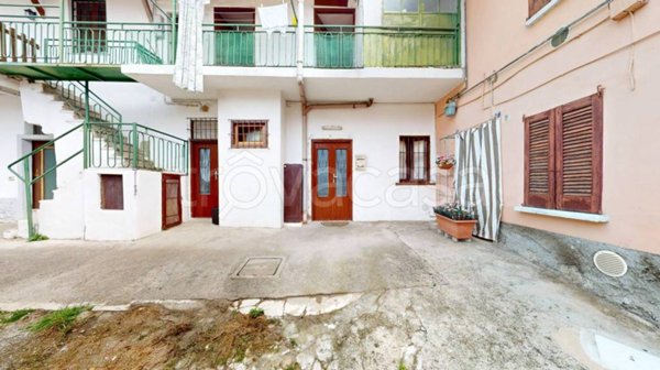 appartamento in vendita a Besana in Brianza