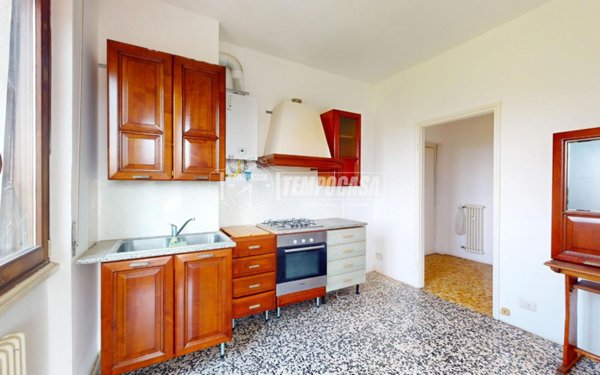 appartamento in vendita a Besana in Brianza in zona Montesiro