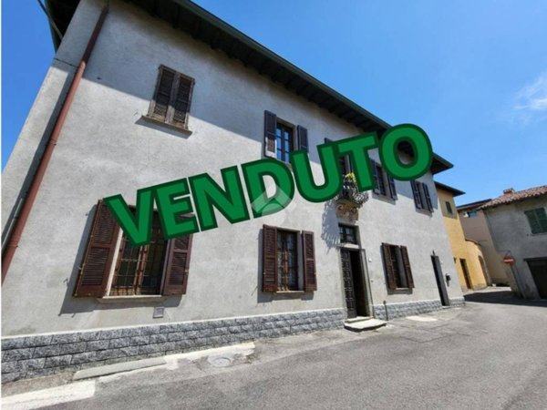 casa indipendente in vendita a Besana in Brianza