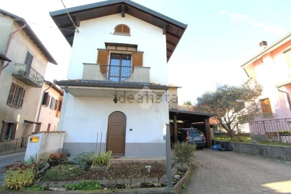 appartamento in vendita a Besana in Brianza