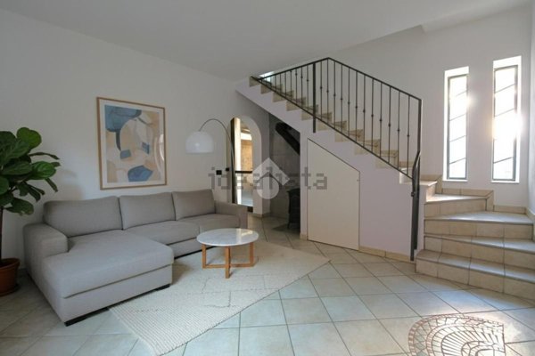 appartamento in vendita a Besana in Brianza