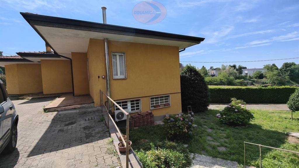 ufficio in vendita a Besana in Brianza