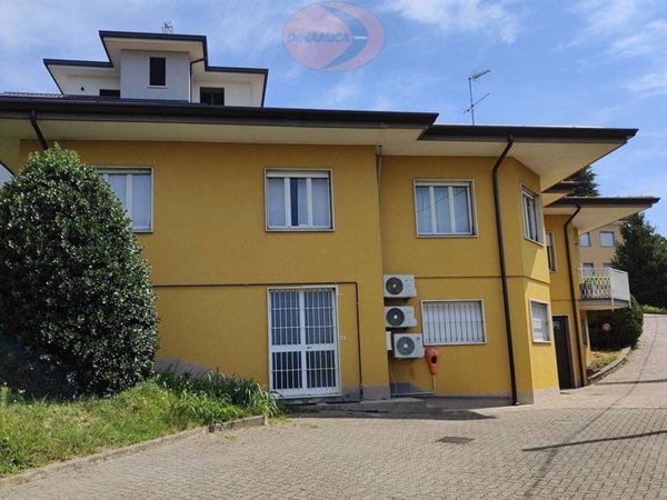 casa indipendente in vendita a Besana in Brianza