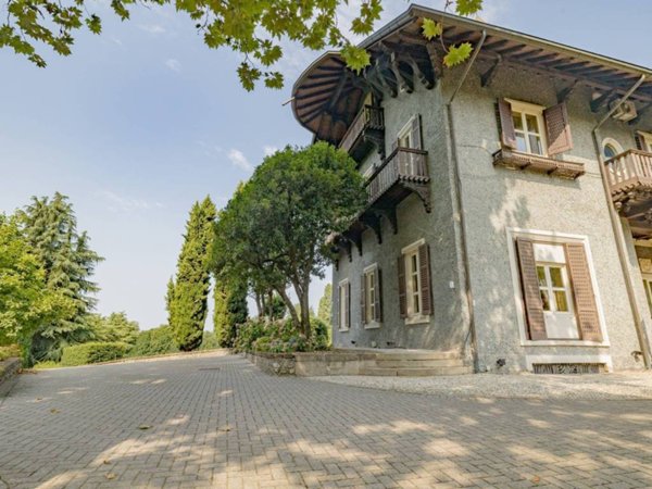 villa in vendita a Besana in Brianza