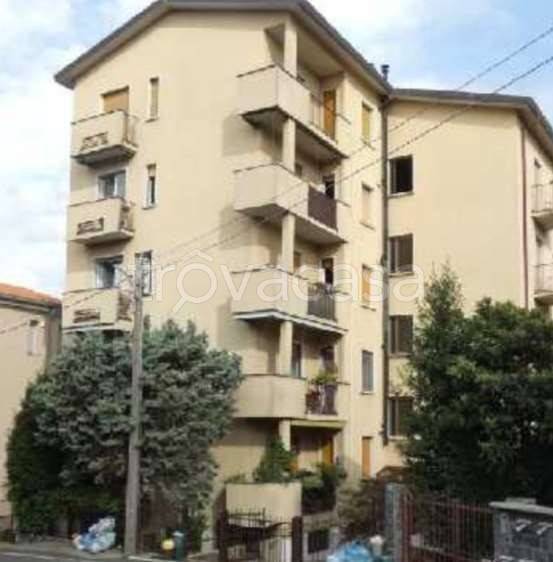 appartamento in vendita a Besana in Brianza