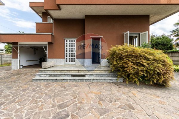 casa indipendente in vendita a Besana in Brianza