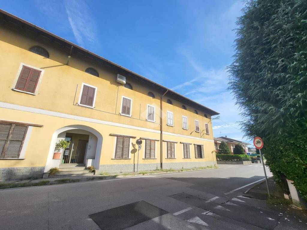appartamento in vendita a Besana in Brianza