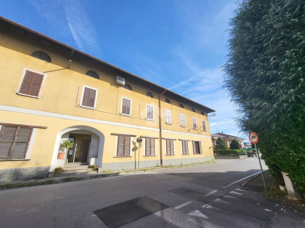 appartamento in vendita a Besana in Brianza