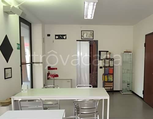 appartamento in vendita a Besana in Brianza