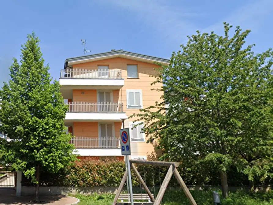 locale di sgombero in vendita a Besana in Brianza