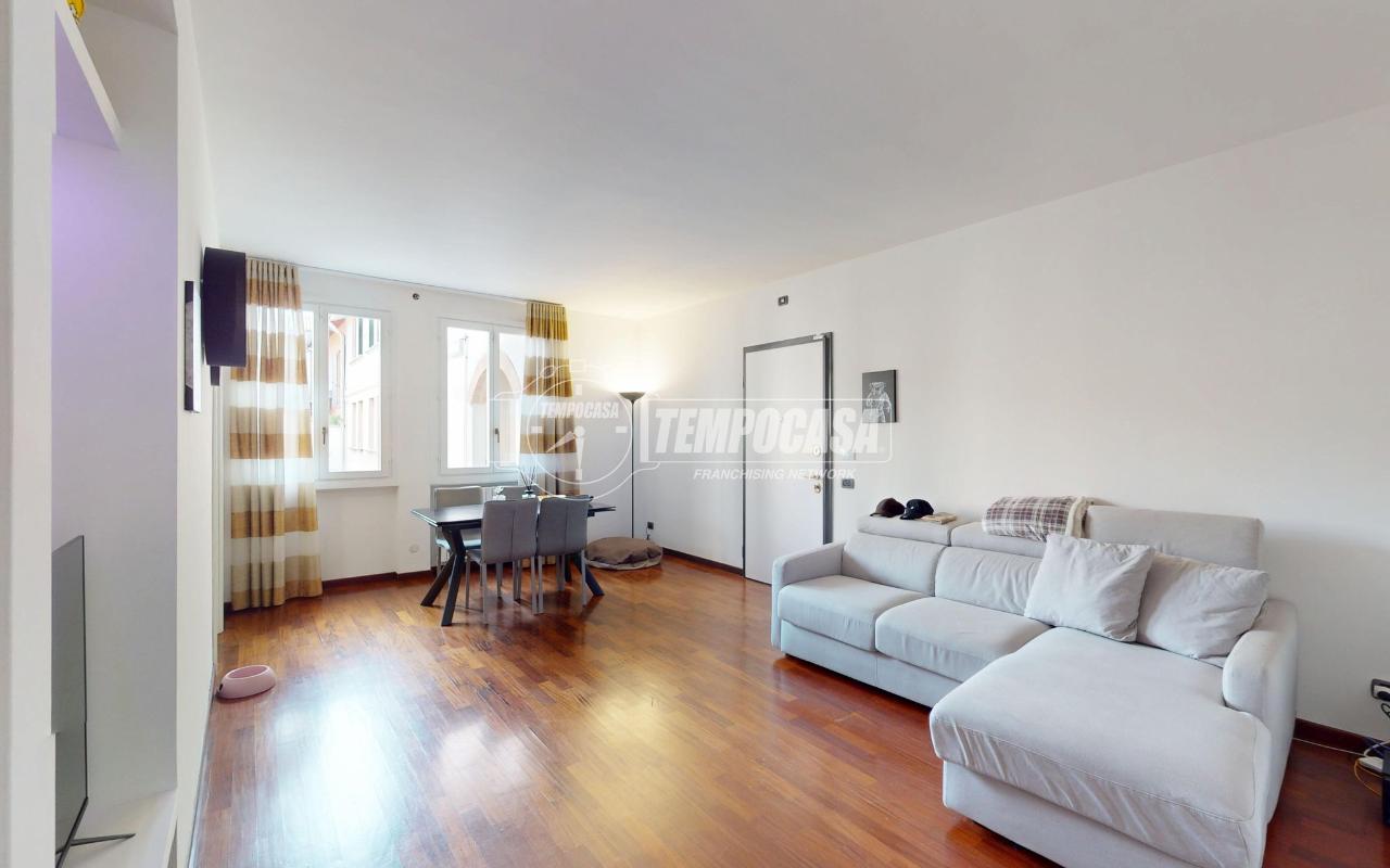 appartamento in vendita a Besana in Brianza