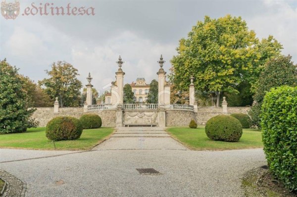 casa indipendente in vendita a Besana in Brianza