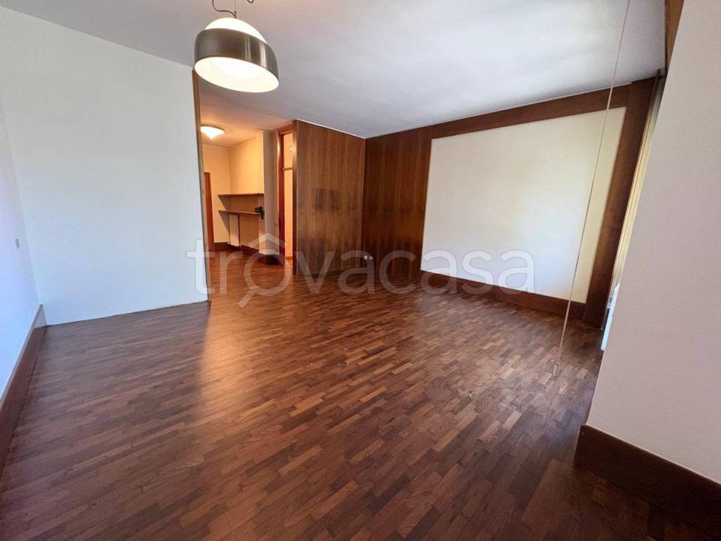 appartamento in vendita a Besana in Brianza