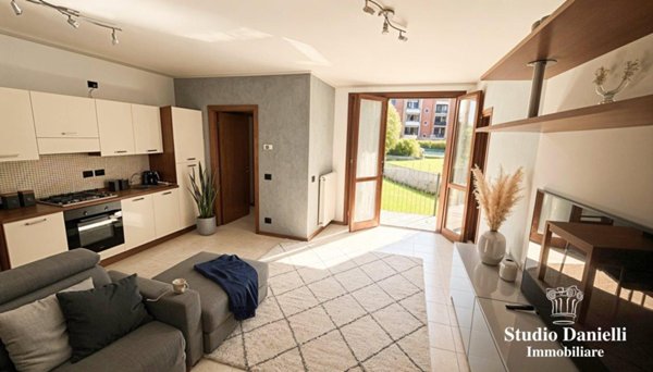 appartamento in vendita a Besana in Brianza