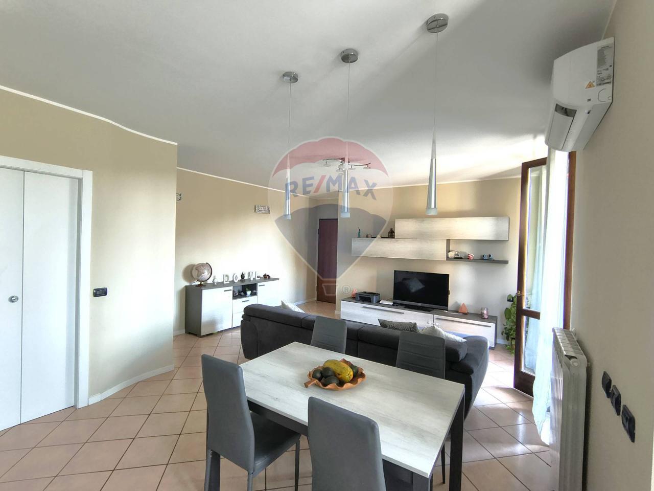appartamento in vendita a Besana in Brianza