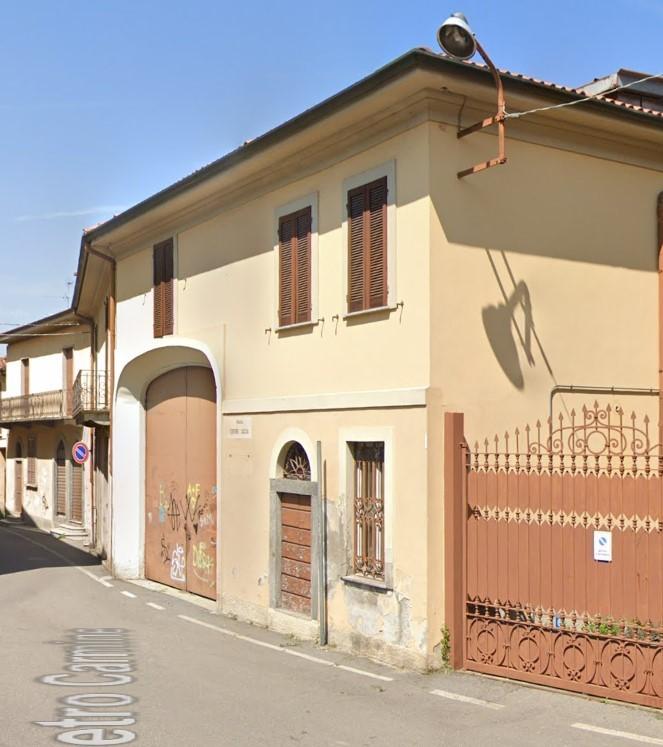 appartamento in vendita a Besana in Brianza