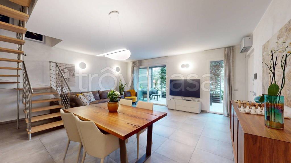 appartamento in vendita a Besana in Brianza