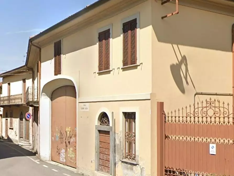 appartamento in vendita a Besana in Brianza