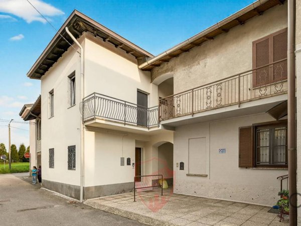 appartamento in vendita a Besana in Brianza