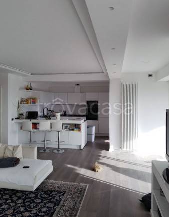 appartamento in vendita a Besana in Brianza