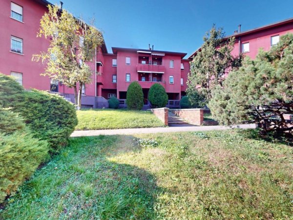 appartamento in vendita a Besana in Brianza in zona Villa Raverio
