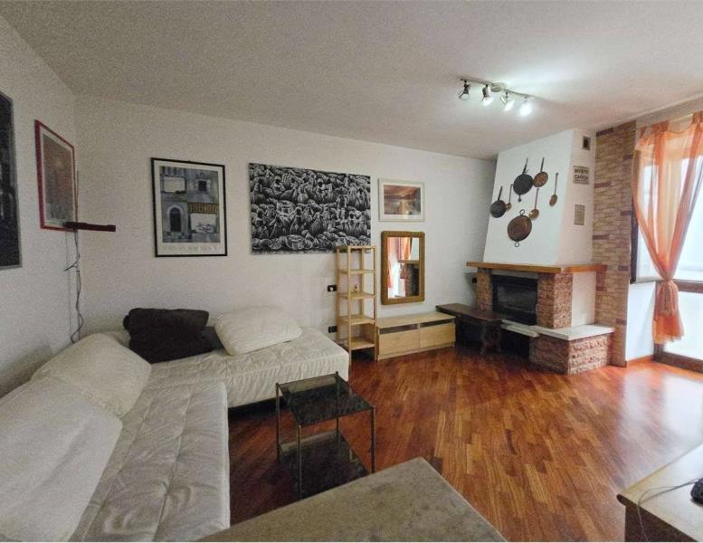 appartamento in vendita a Besana in Brianza