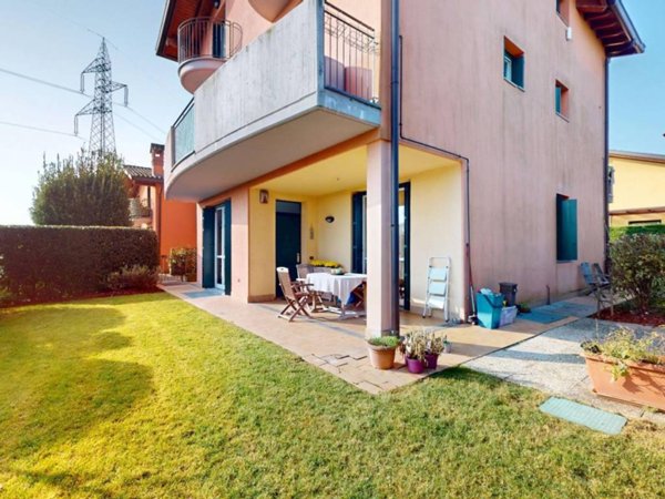 appartamento in vendita a Besana in Brianza