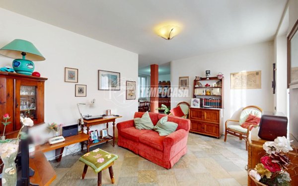 appartamento in vendita a Besana in Brianza