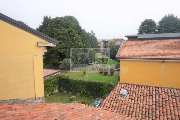 appartamento in vendita a Besana in Brianza