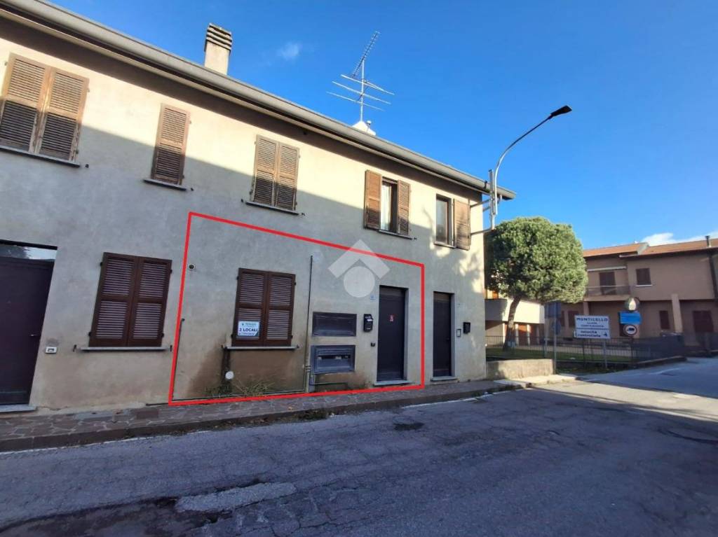 appartamento in vendita a Besana in Brianza