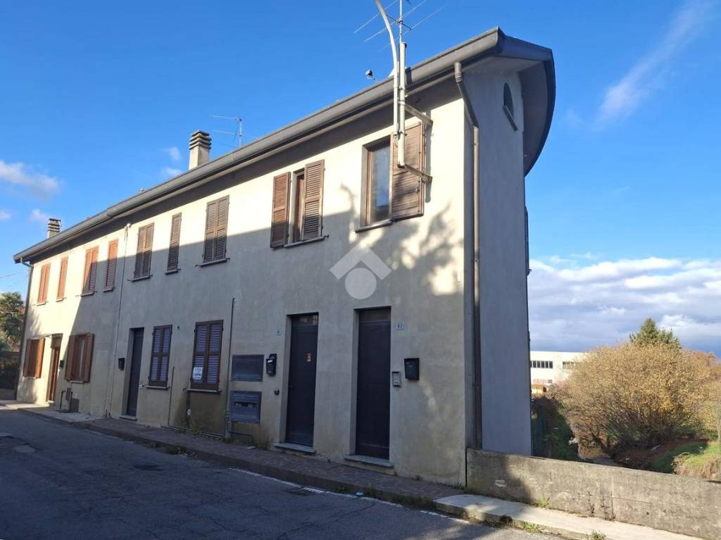 appartamento in vendita a Besana in Brianza